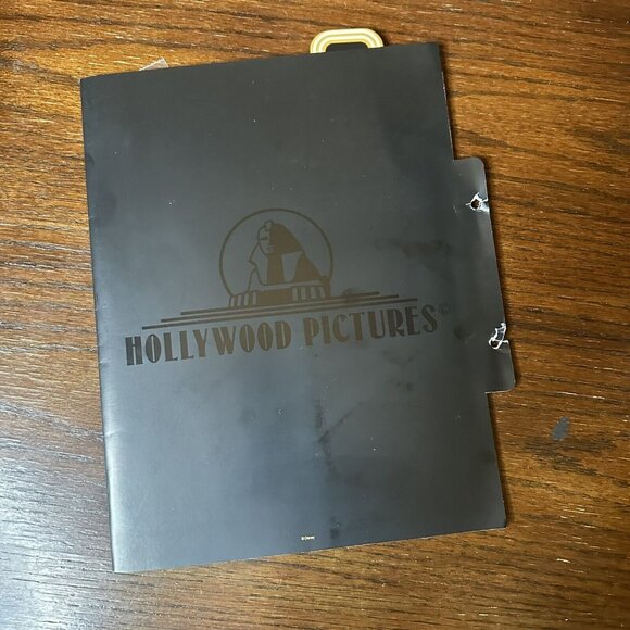 1997 Shadow Conspiracy Charlie Sheen Linda Hamilton Movie Stills Photos - Picture 3 of 6